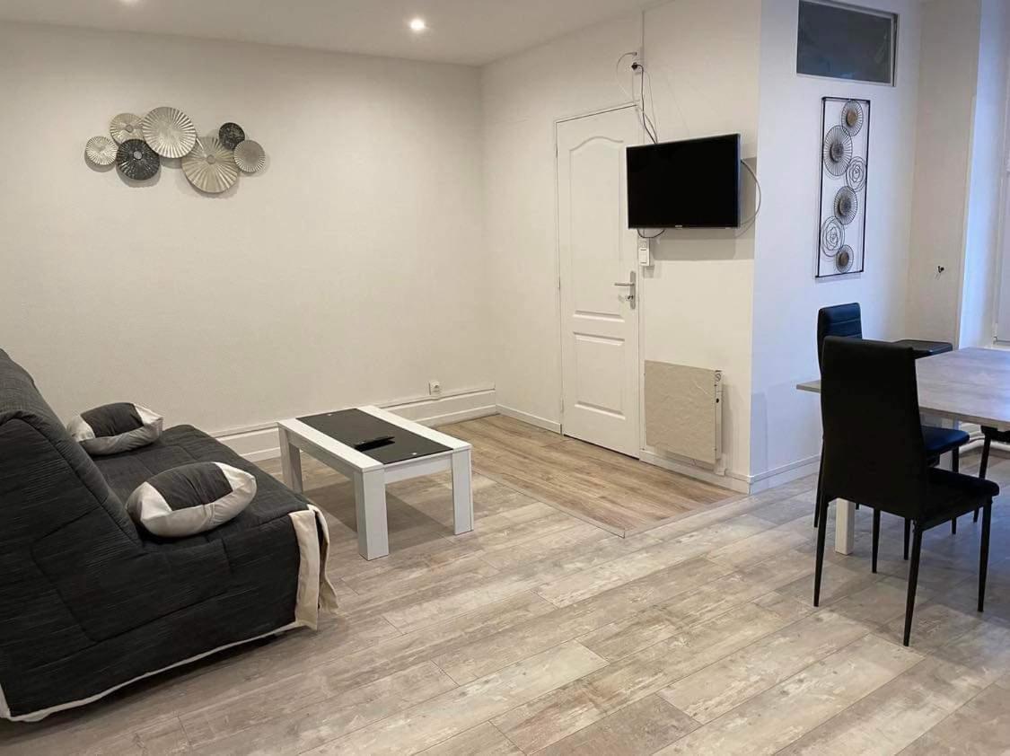 Appart Meuble 45M2 Calme Et Lumineux Au Continental Vittel Exterior foto